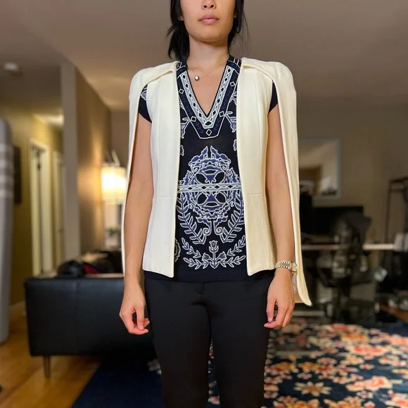 Alexis white boss lady cape jacket 100% wool - Picture 4 of 8